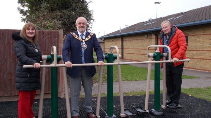 Outdoor Fitness Equipment - Sandy Town