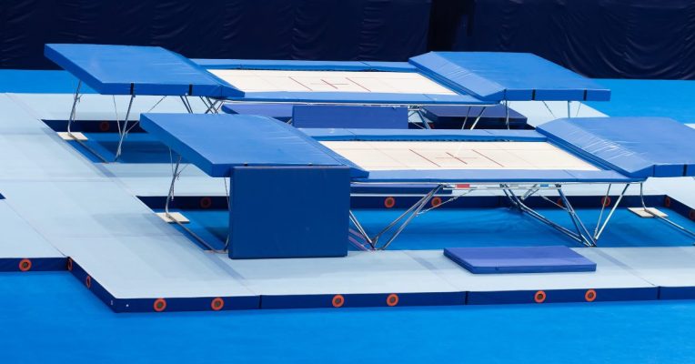 How to safely assemble and position a school or gymnastics club trampoline