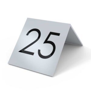 Distance marker with number 25