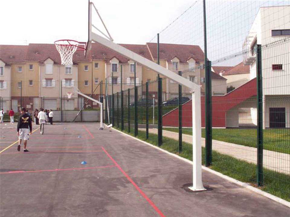 In-ground basketball goal, projection 2.25m, hoop height 3.05m - Image 2
