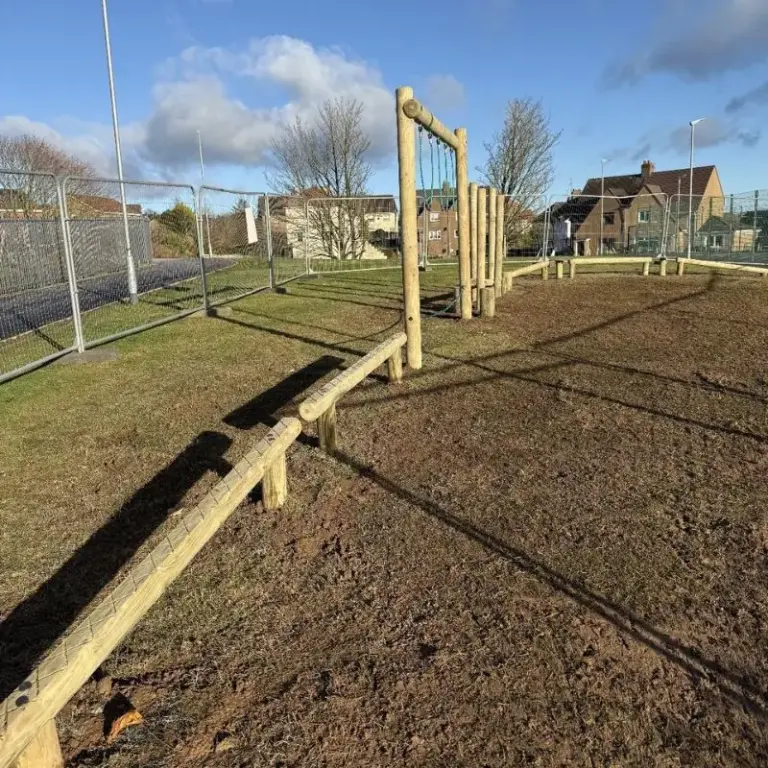 Trim Trail Outside